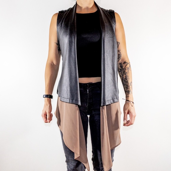 Black Faux Leather Vest - Picture 5 of 10